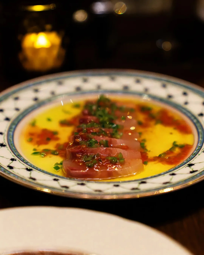 吉米-巴特勒晒场外照分享康复期积极心态