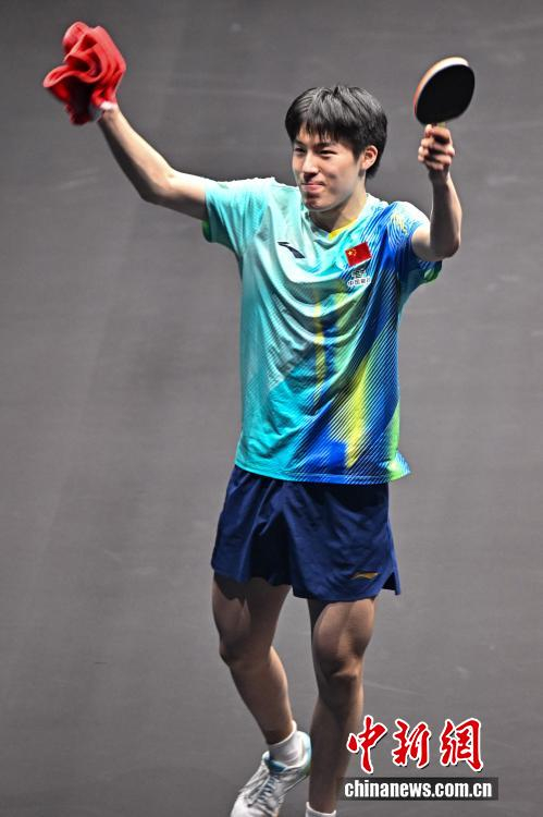 温瑞博力克吉村真晴 夺得WTT太原站男单冠军